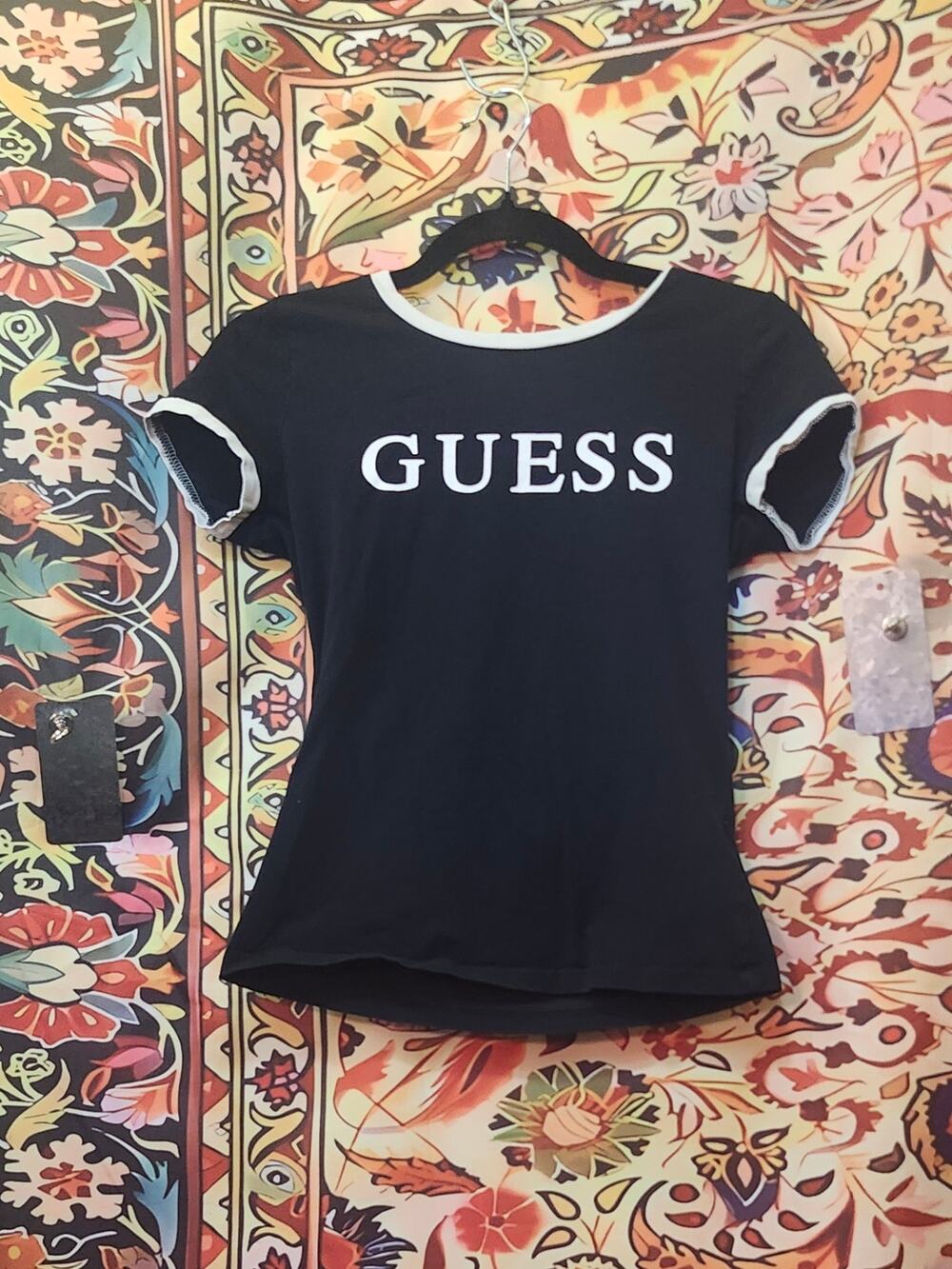 Guess Size Small Black & White Logo Ringer T Short Sleeve Cute Cut Hip Length